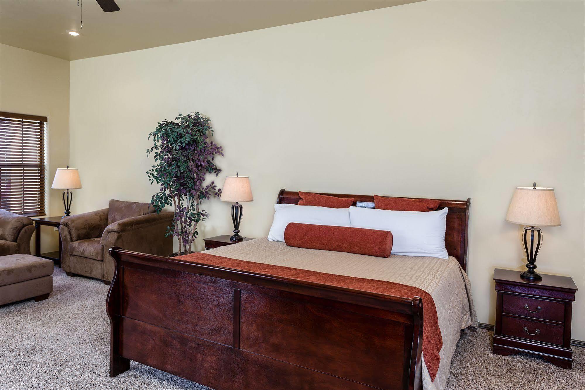 הובס The Courtyard Villas מראה חיצוני תמונה