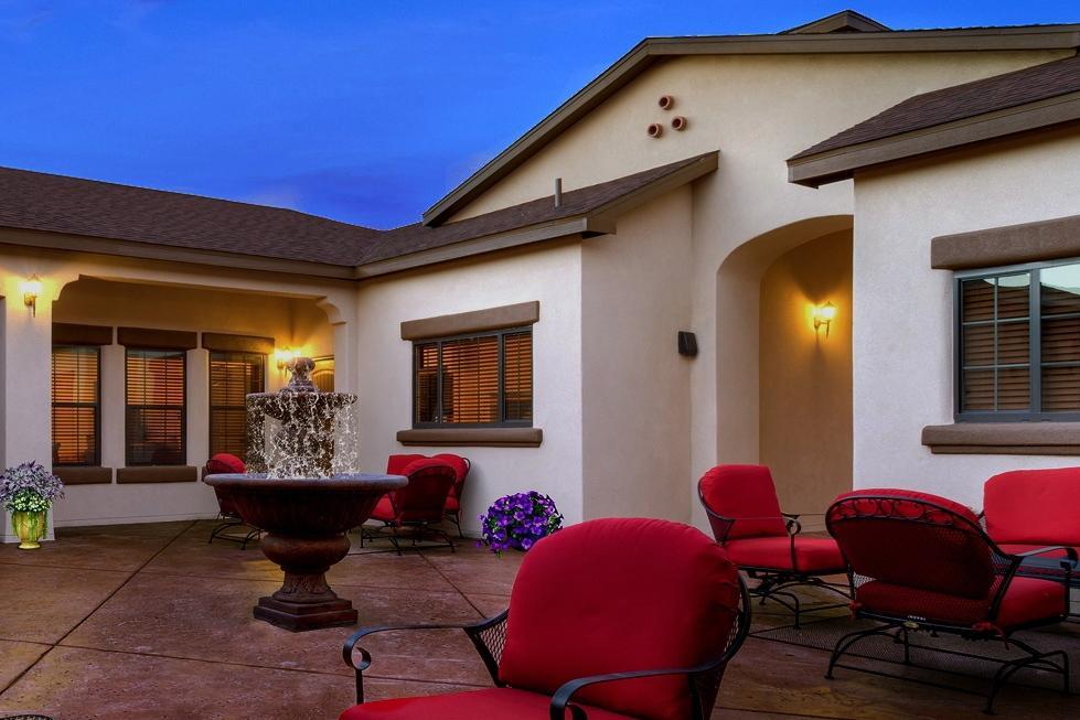 הובס The Courtyard Villas מראה חיצוני תמונה